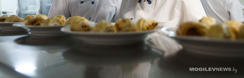 Директор бобруйского общепита получал доходы без уплаты подоходного налога