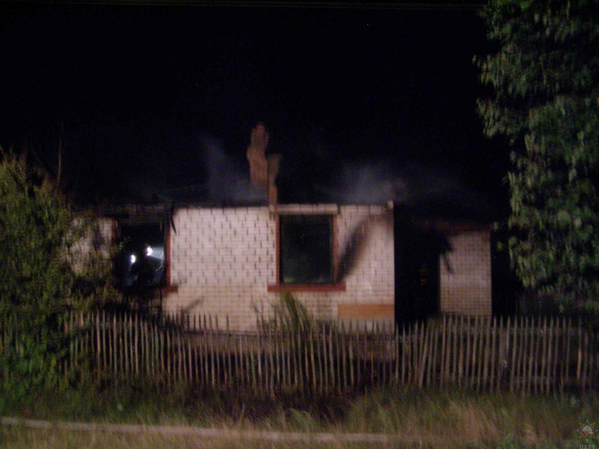 Без крыши над головой остался мужчина в Глусском районе