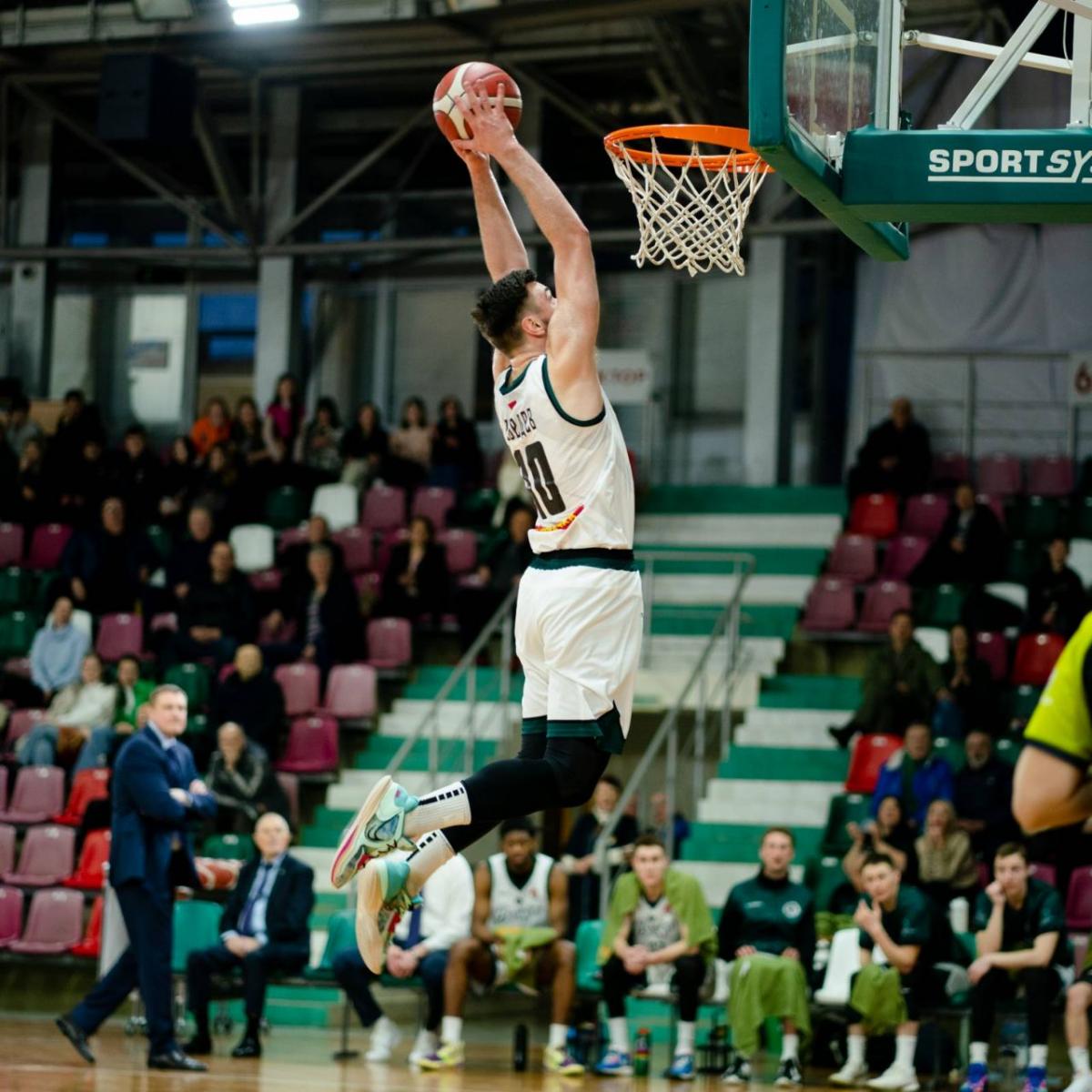 Могилевский "Борисфен" обыграл команду "Импульс БГУИР" 94:63