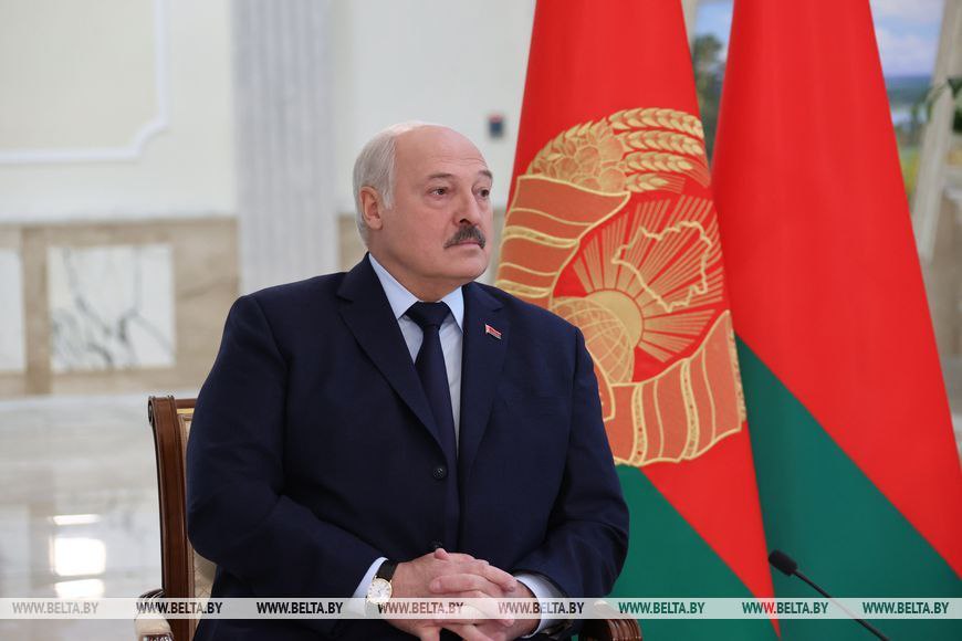 "Мы готовы прощать, что можно простить". Лукашенко о "демократической диктатуре" в Беларуси