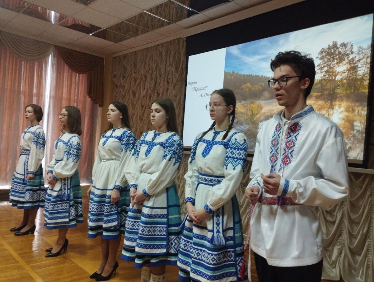 Літаратурны марафон “З табой маё слова, Радзіма” прайшоў у  Магілёўскай абласной бібліятэцы