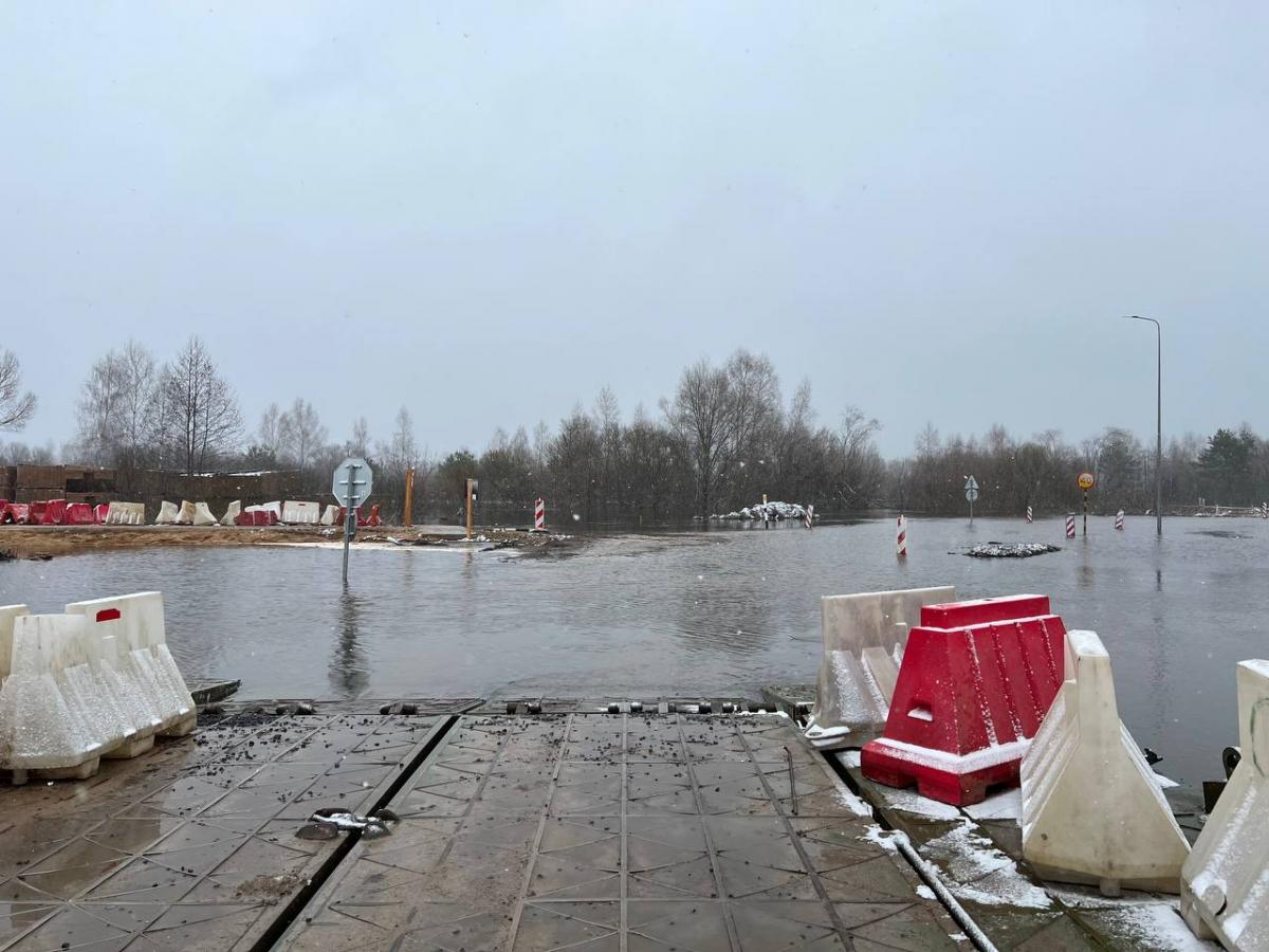 Понтонный мост через реку Сож затопило в Черикове сегодня ночью