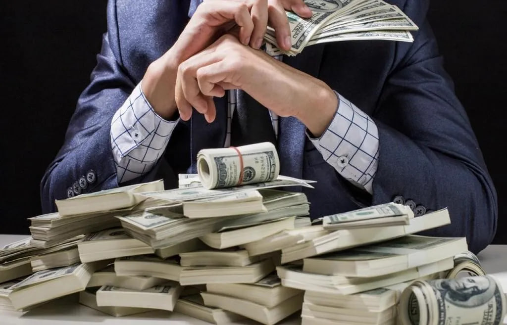 Житель Костюковичей незаконно возмещал из бюджета налог на добавленную стоимость