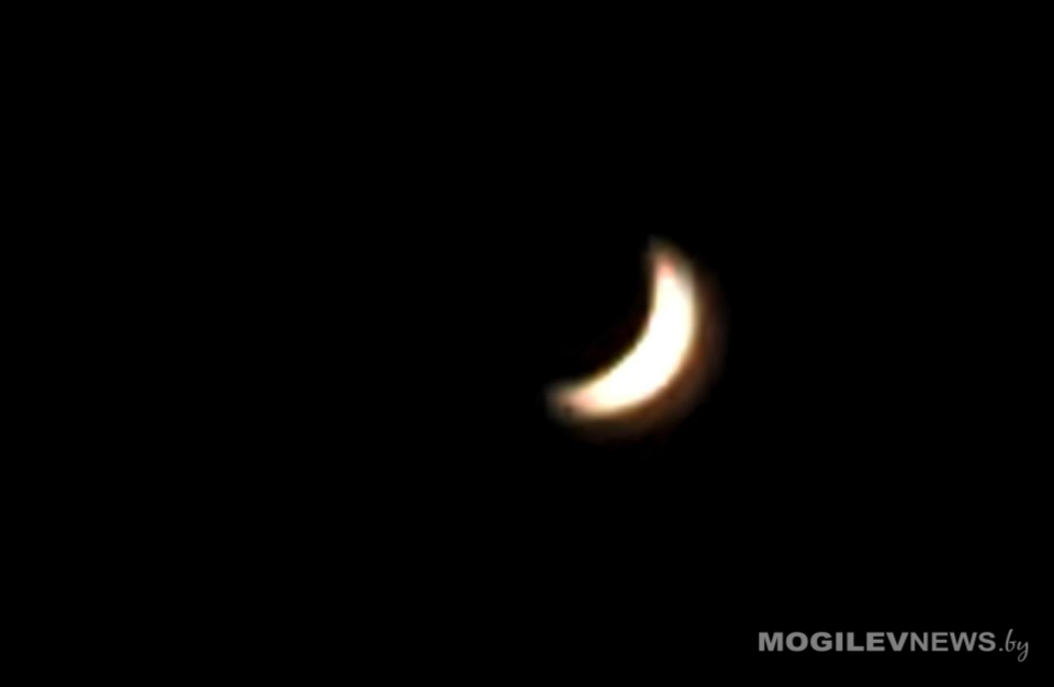 Сияние да Винчи: редкое затмение можно было увидеть в Могилеве