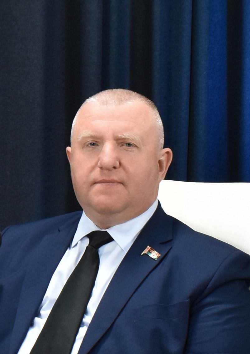 Олег Дьяченко: Президент глубоко переживает трагедию, которая развертывается в наши дни в братской для нас республике