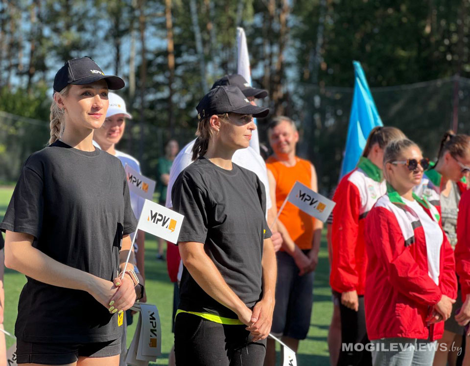 Туристический слет проходит в спортивно-оздоровительном центре «Рудея»