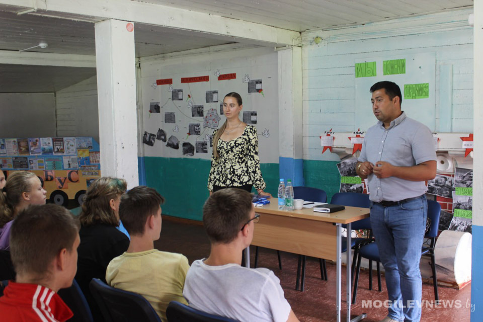 Акция «Шаг к успеху» прошла в оздоровительном лагере «Космос» Шкловского района