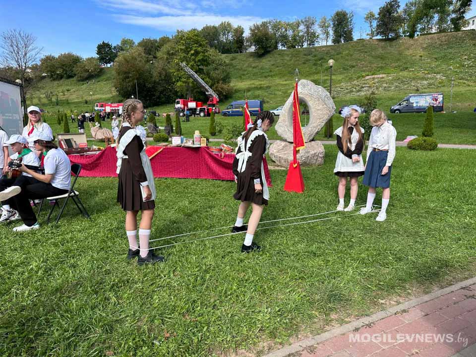 Кружки, секции и не только. В Подниколье состоялся праздник учреждений дополнительного образования