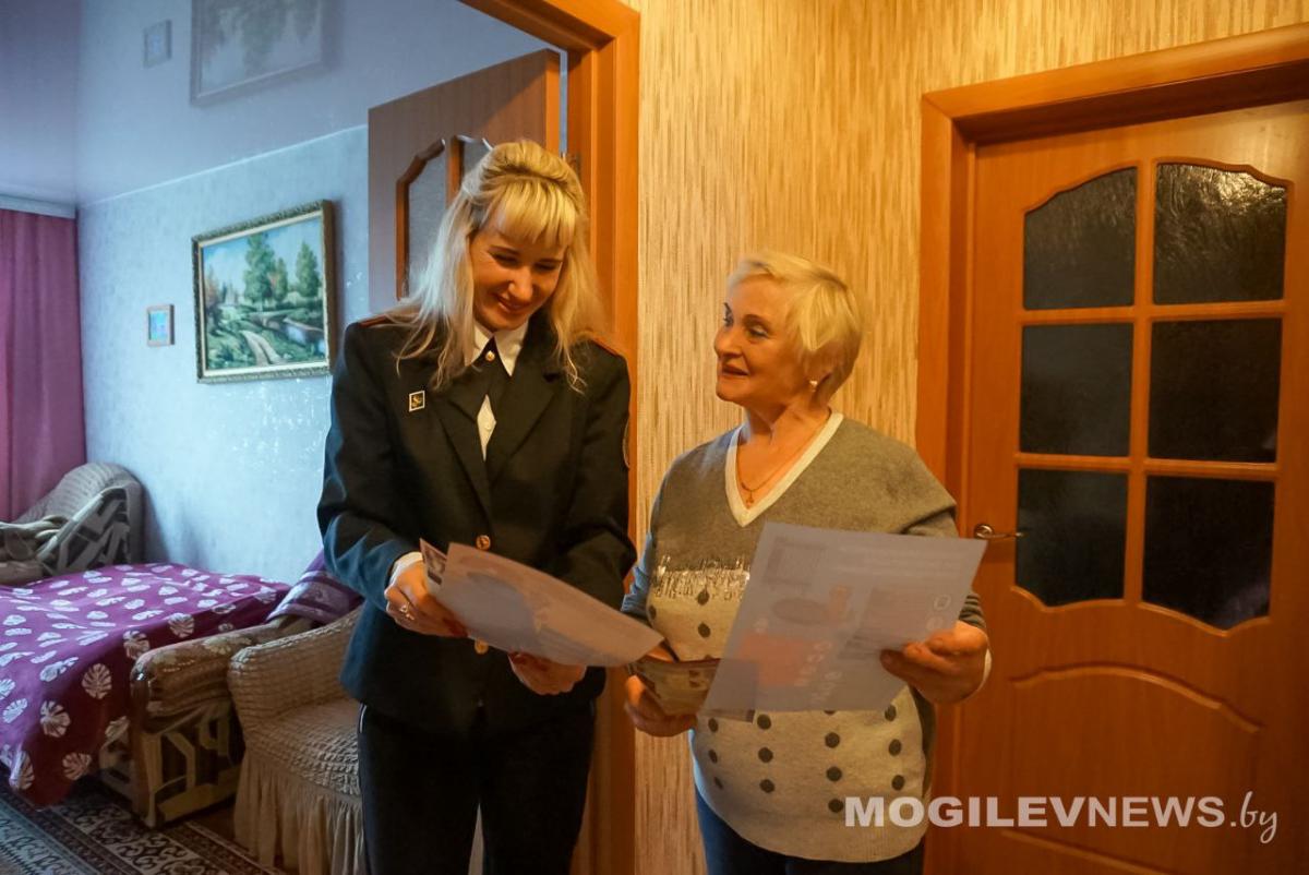 «За безопасность вместе»: спасатели проводят профилактическую работу в Чаусском районе