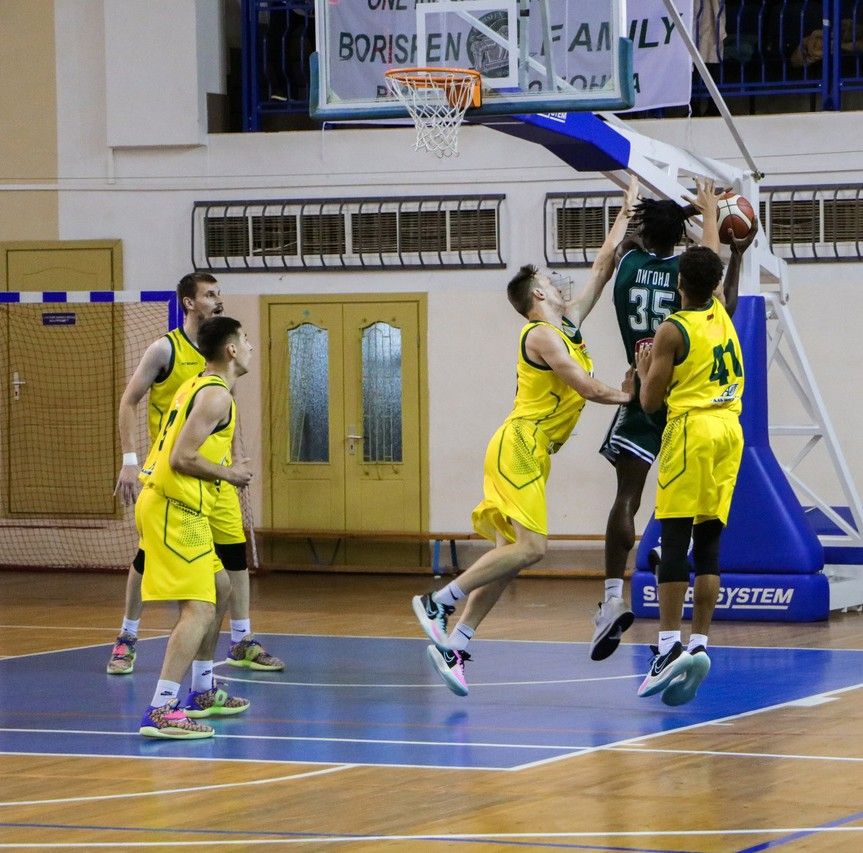 Баскетбол. Могилевский «Борисфен» одержал  победу в Витебске над местным «Рубоном» - 82:75