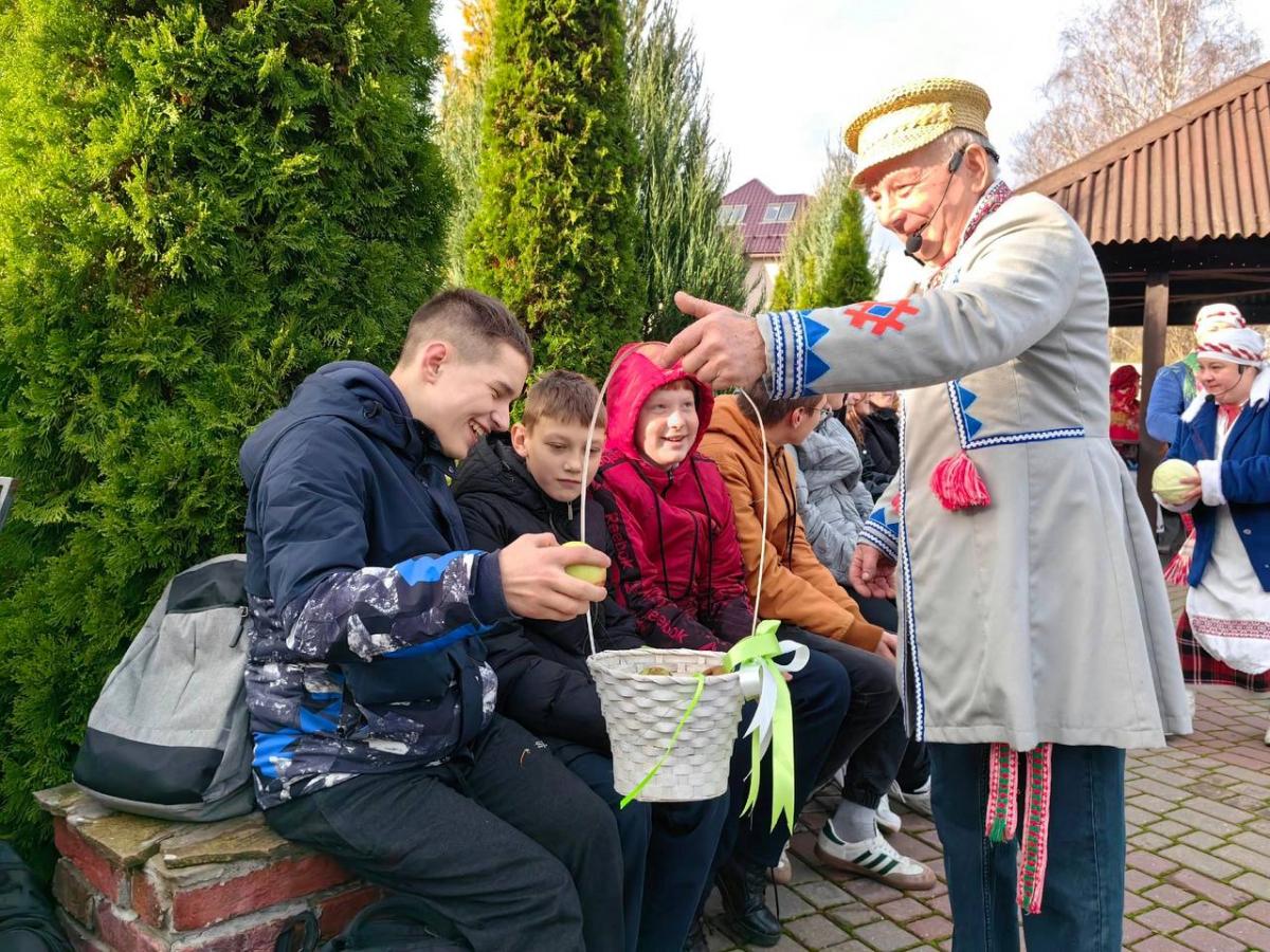«Кола жыцця»: как в агрогородке Полыковичи Могилевского района хранят народные традиции. Фото