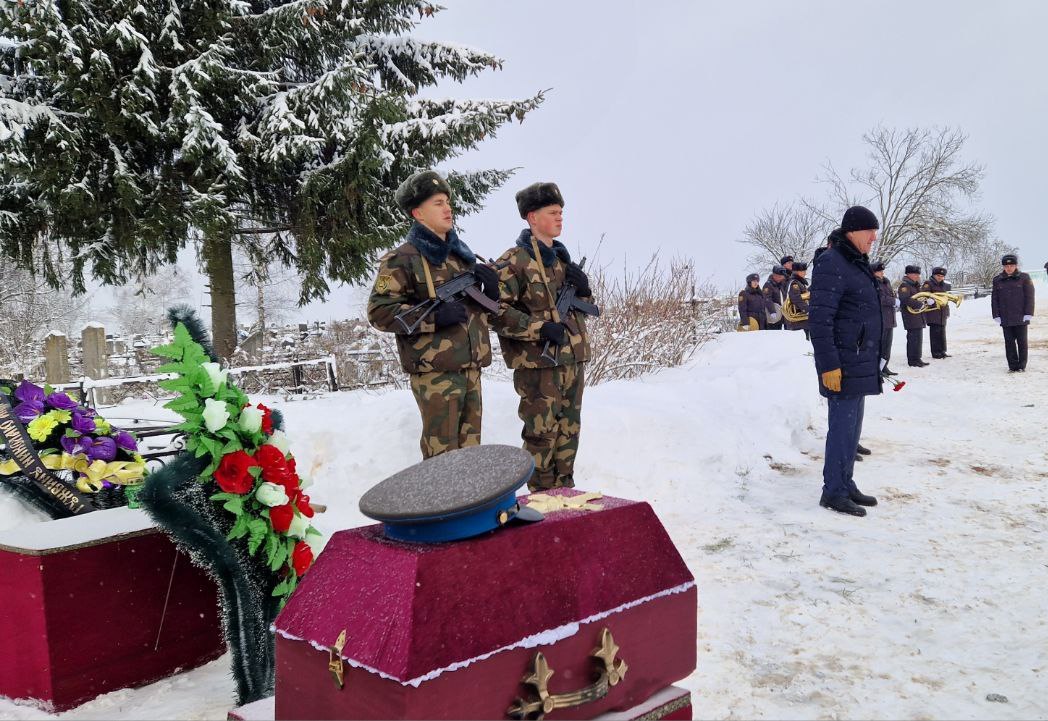 Летчика, погибшего в годы Великой Отечественной войны под Смоленском, перезахоронили в Могилеве