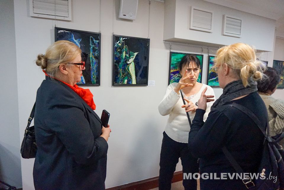 Инклюзивный проект «В искусстве - жизнь!»: как люди с нарушением слуха выражают себя через искусство