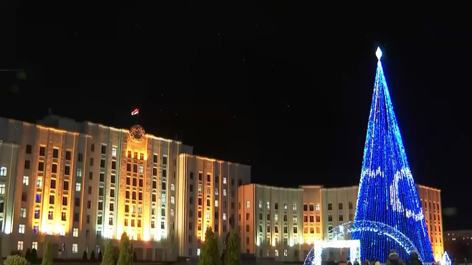 Новогоднее поздравление председателя Могилевского облисполкома Анатолия Исаченко. Видео