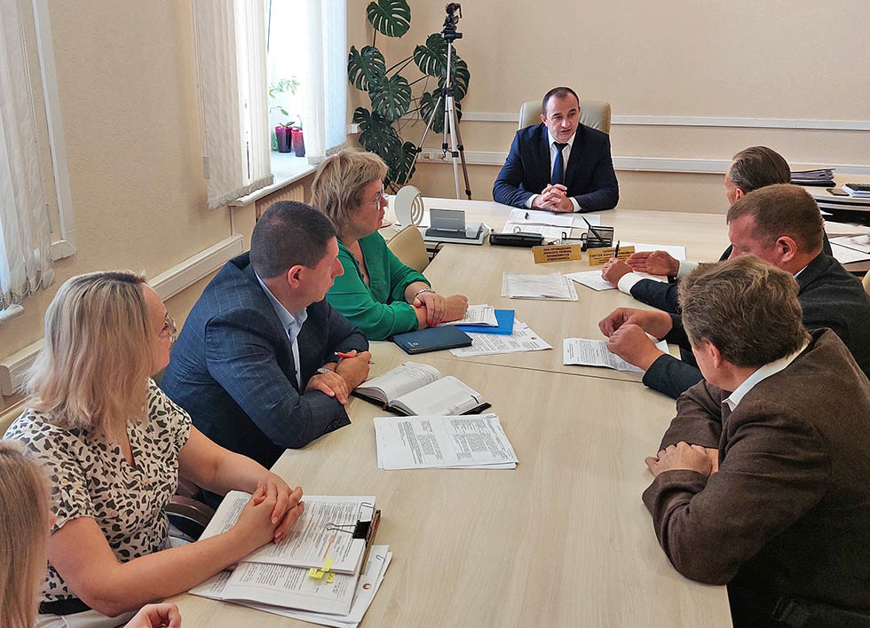 Сергей Савицкий провел прием граждан в облисполкоме