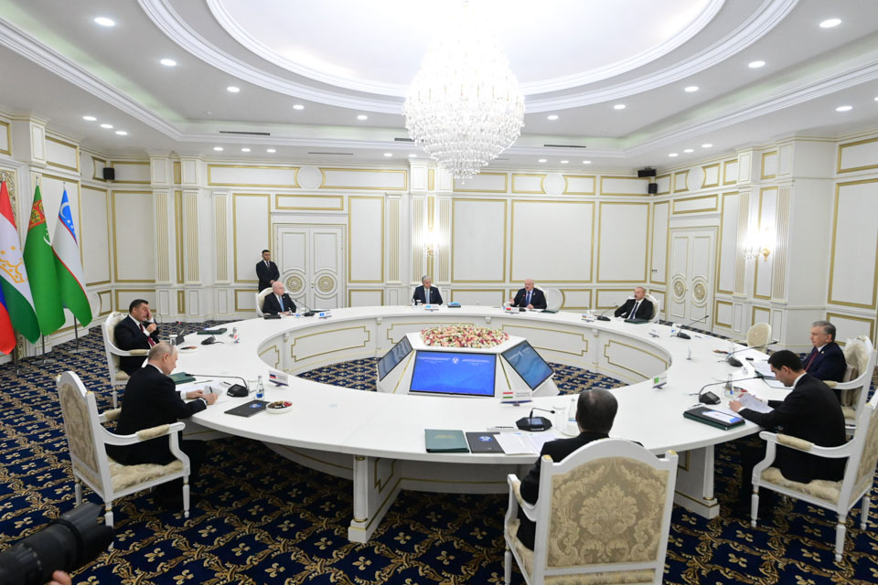 О консолидации в Содружестве, развязке конфликтов и русском языке. Главные заявления Лукашенко на саммите СНГ