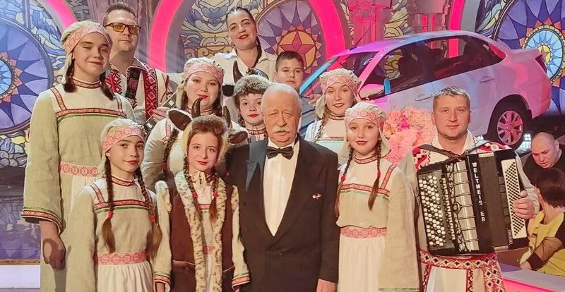 Ансамбль народной песни из Кричева выступил в «Поле чудес»