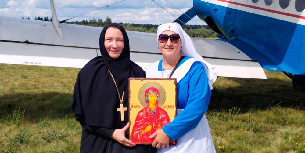 В небе над Бобруйском прошел традиционный воздушный крестный ход