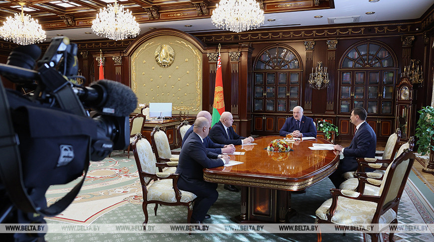 Руководство министерств и регионов, гендиректора предприятий. Лукашенко рассмотрел кадровые вопросы