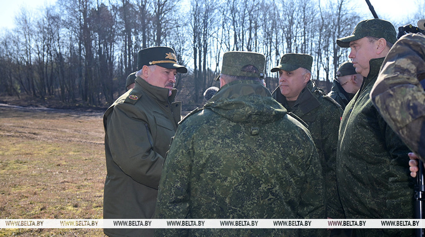 Лукашенко: в любой войне главный вопрос решается обычным солдатом