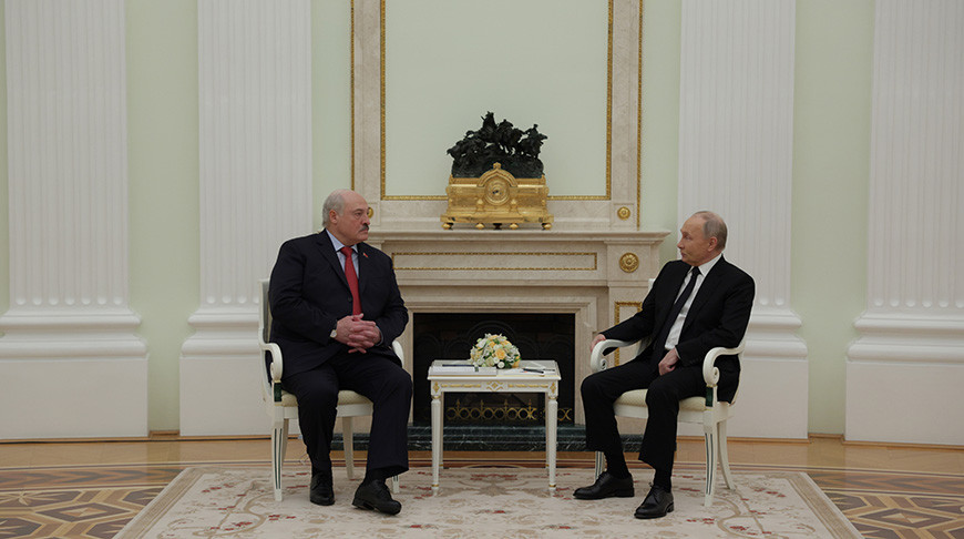 Лукашенко: без участия России в переговорах по Украине никакого мирного процесса быть не может