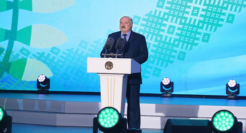 Лукашенко: фестиваль "Александрия собирает друзей" из маленького праздника превратился в событие международного масштаба
