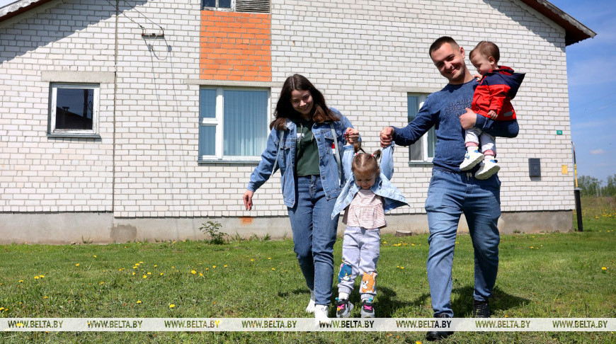 Лукашенко подписал поправки в законы по регулированию брачных и семейных отношений