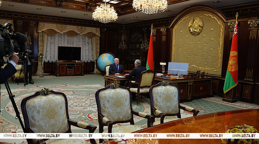 Лукашенко ориентирует депутатов на более активную работу на международном уровне