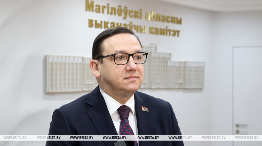 Перцов: работаем с людьми лицом к лицу на встречах, круглых столах, вокзалах и в торговых центрах