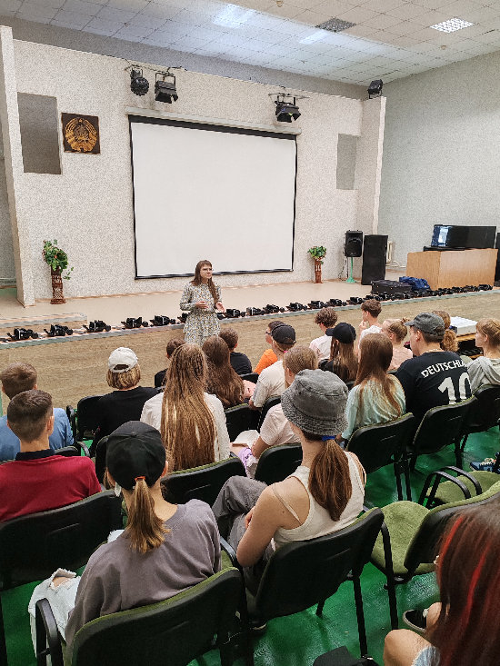 Представители Совета молодых ученых при МГУ имени А. А. Кулешова посетили детский лагерь