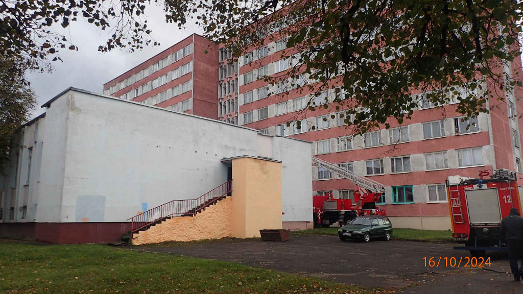 На пожаре в общежитии Бобруйска спасли мужчину