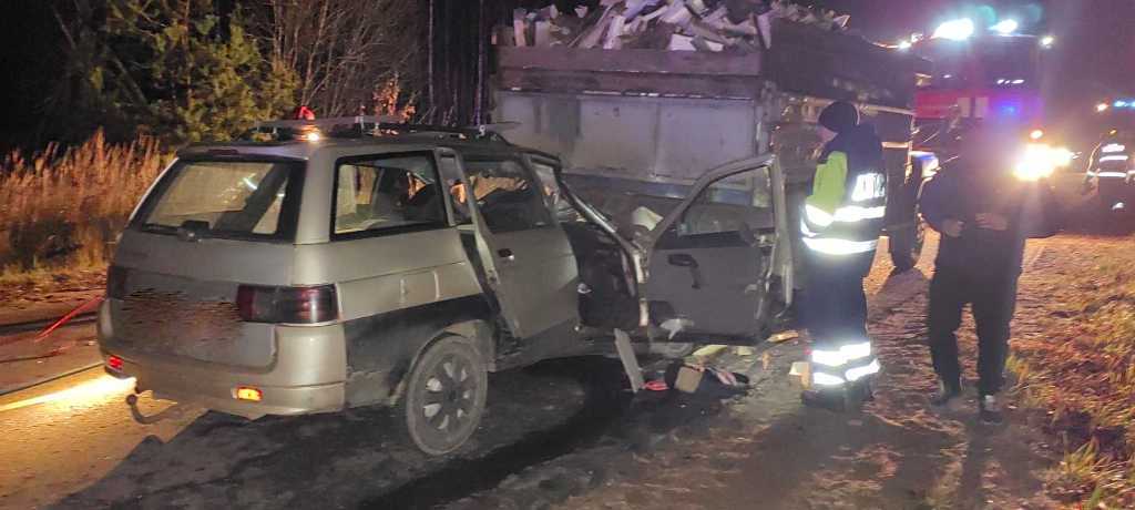 ДТП в Чаусах: работники МЧС спасли водителя