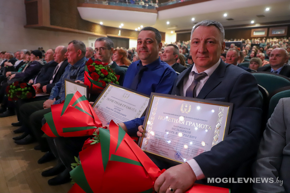 В Могилеве чествовали работников бытового обслуживания населения и ЖКХ.  Фото