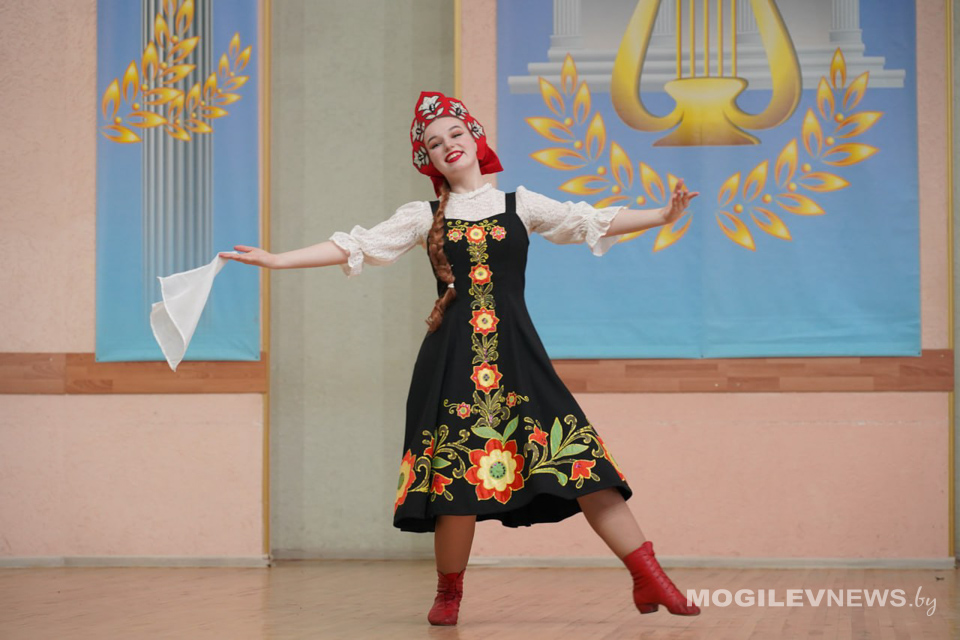 XIV открытый фестиваль современного творчества «Искусство объединяет» прошел в Могилеве. Фото
