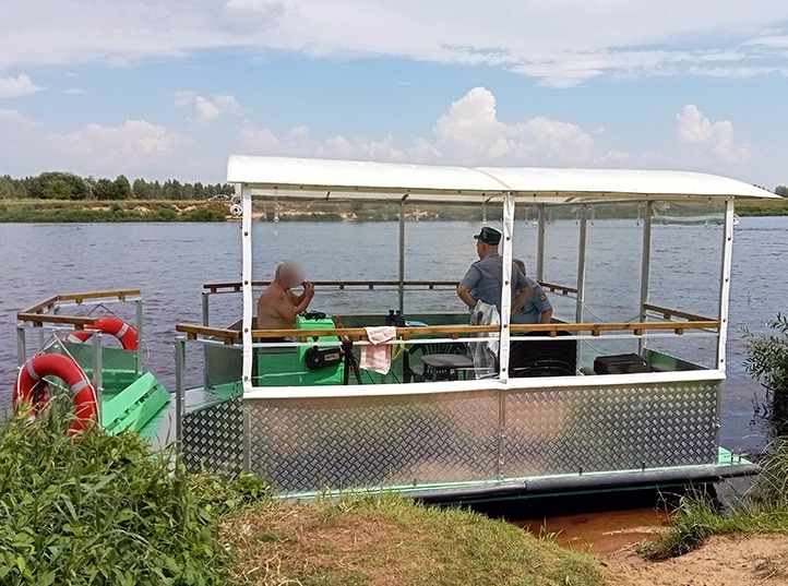 Предприниматель перевозил пассажиров на самодельном водном судне без обеспечения его надлежащими условиями эксплуатации и оформления