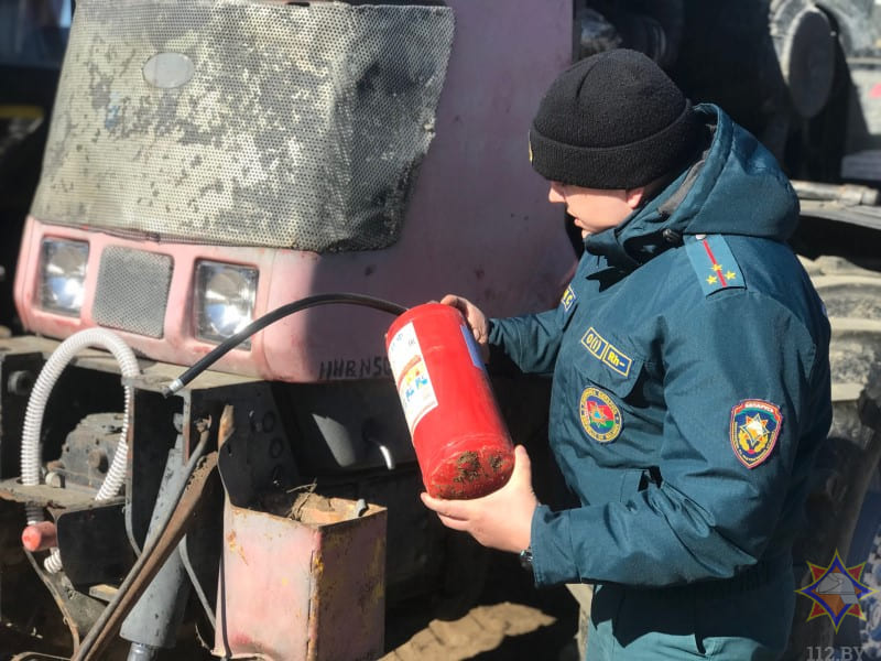 Кличевские спасатели провели мероприятия по повышению пожарной безопасности на объектах сельскохозяйственных организаций