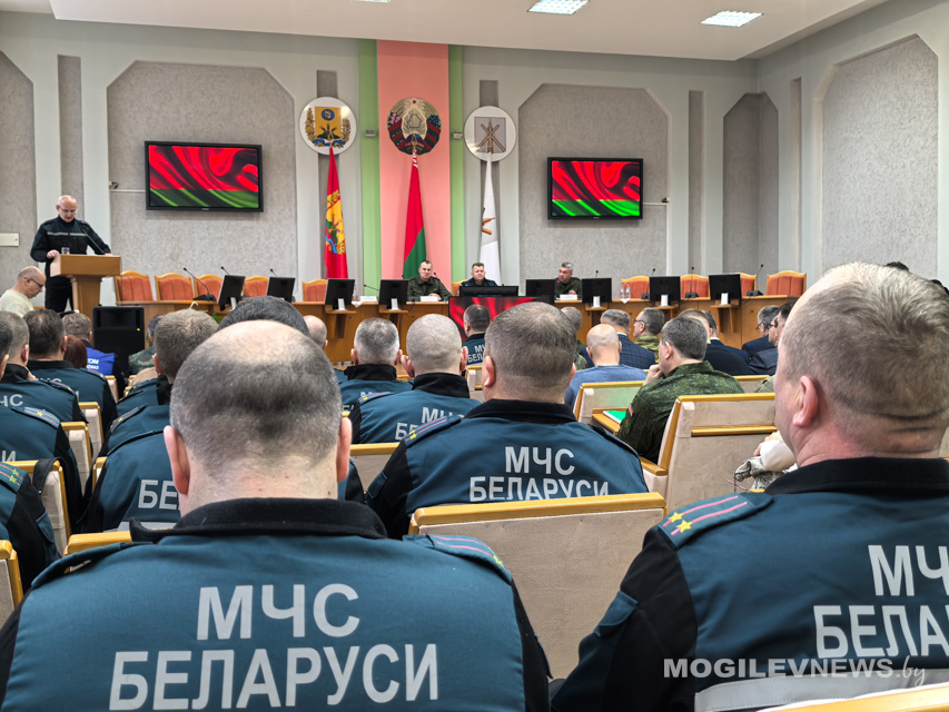 В Бобруйске прошли учения МЧС по ресурсному обеспечению. Фото