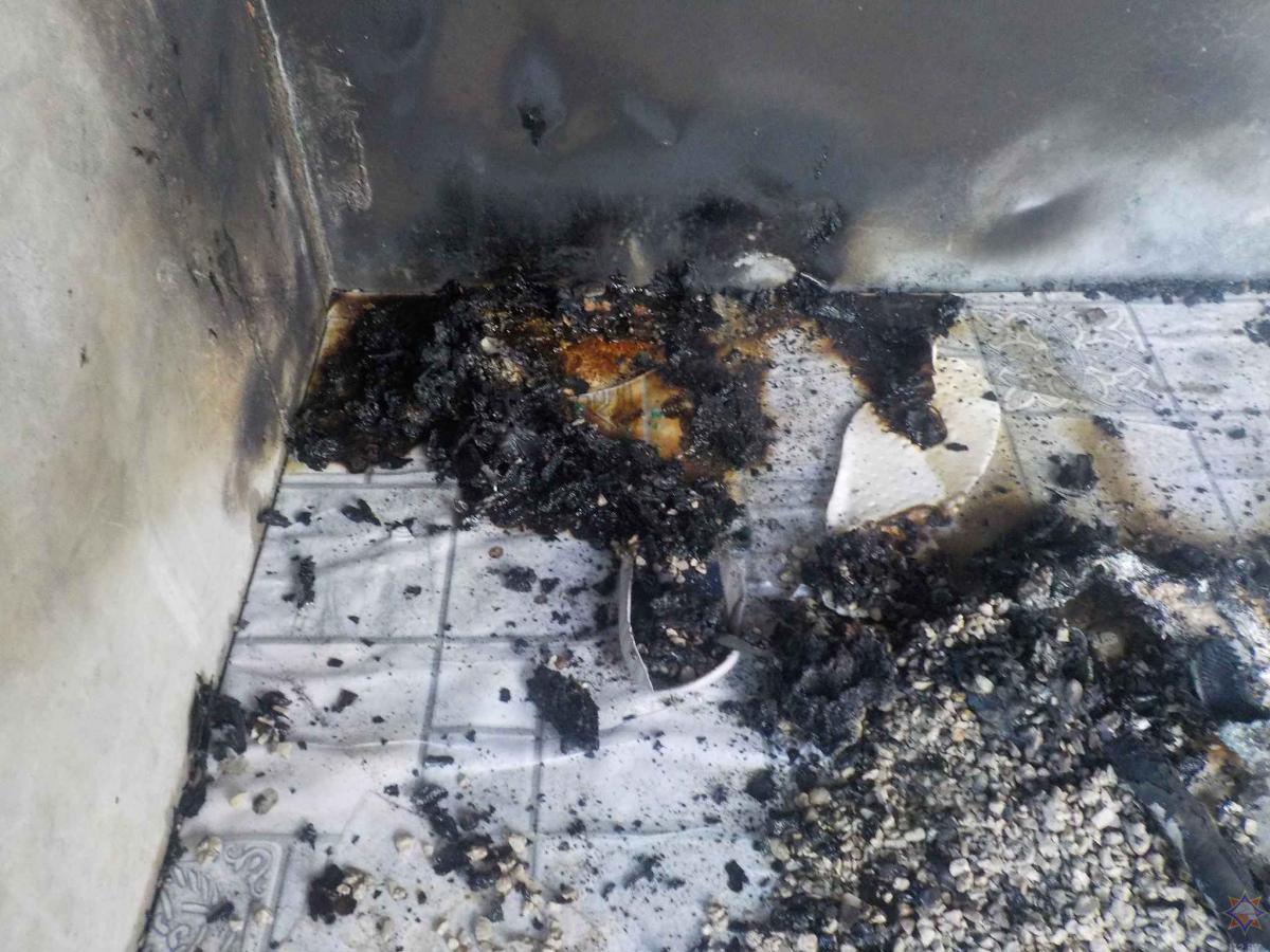 Пожар из-за неосторожного обращения с огнем при курении произошел в Бобруйске