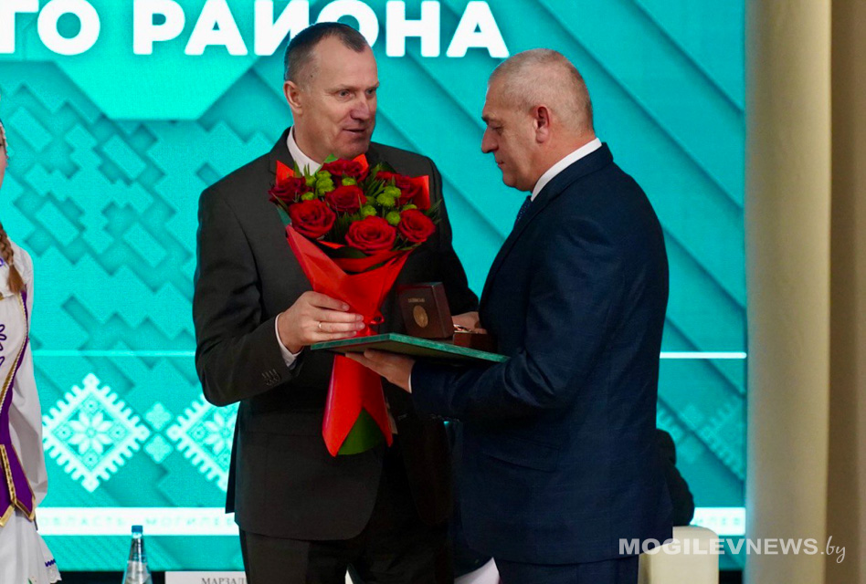 Благодарности Президента Беларуси удостоены двое климовчан