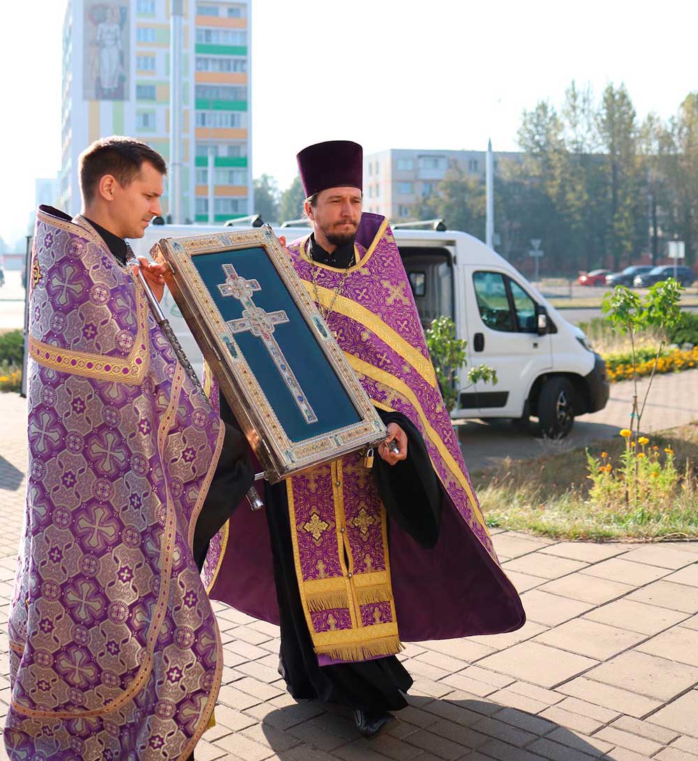 В Бобруйске прошла встреча одной из главных святынь Беларуси — Креста Евфросинии Полоцкой