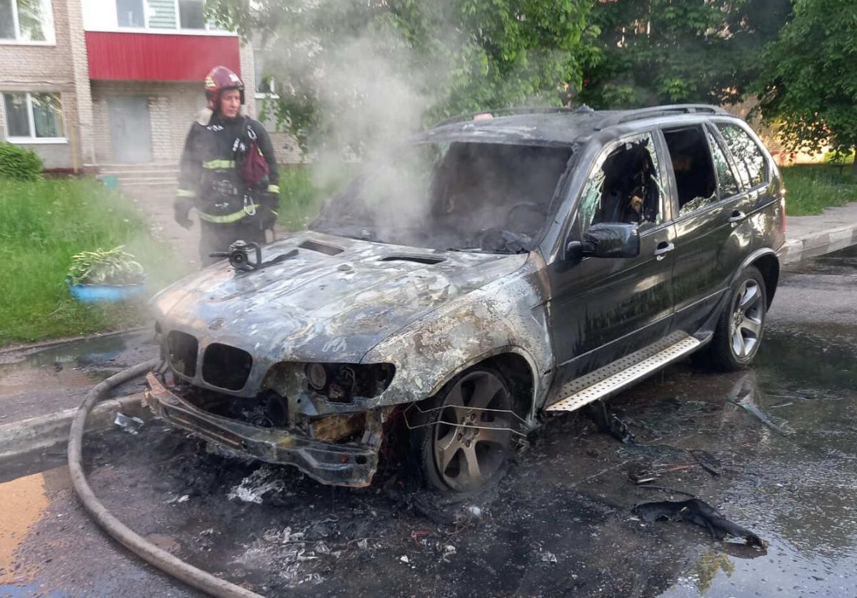 Автомобиль «БМВ Х-5» горел в агрогородке Межисетки