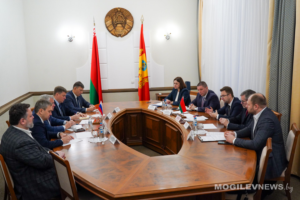 Вопросы всестороннего сотрудничества Могилевской области и Российской Федерации обсудили в Могилеве. Фото