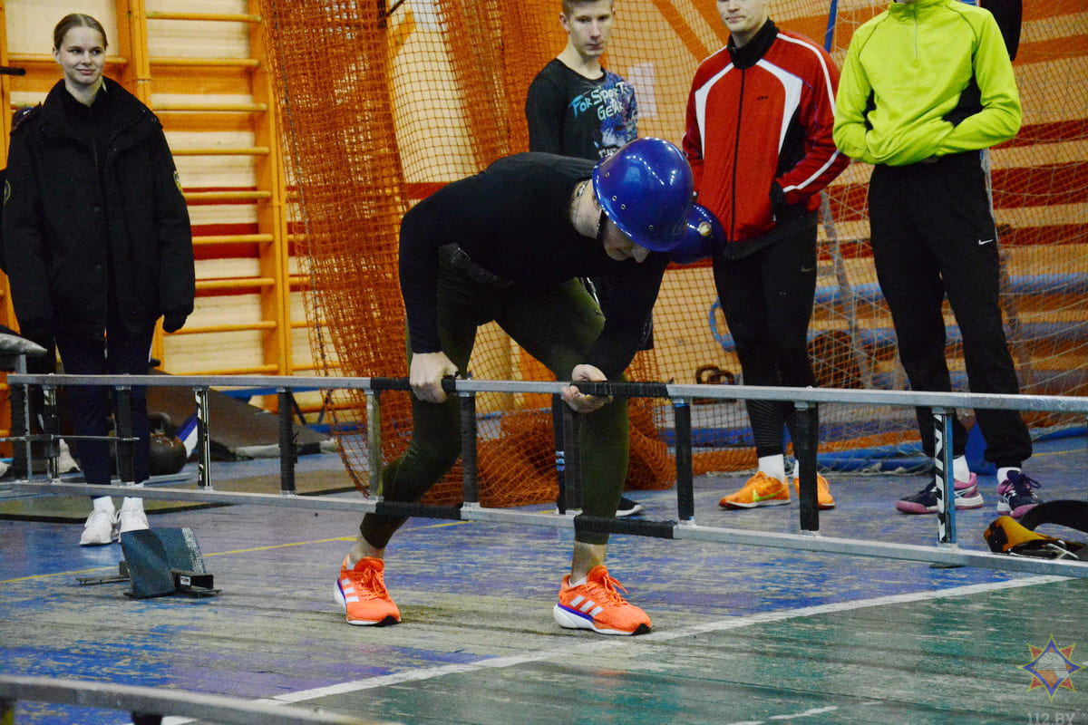 Чемпионат областного УМЧС по пожарно-спасательному спорту в помещениях прошел в Могилеве