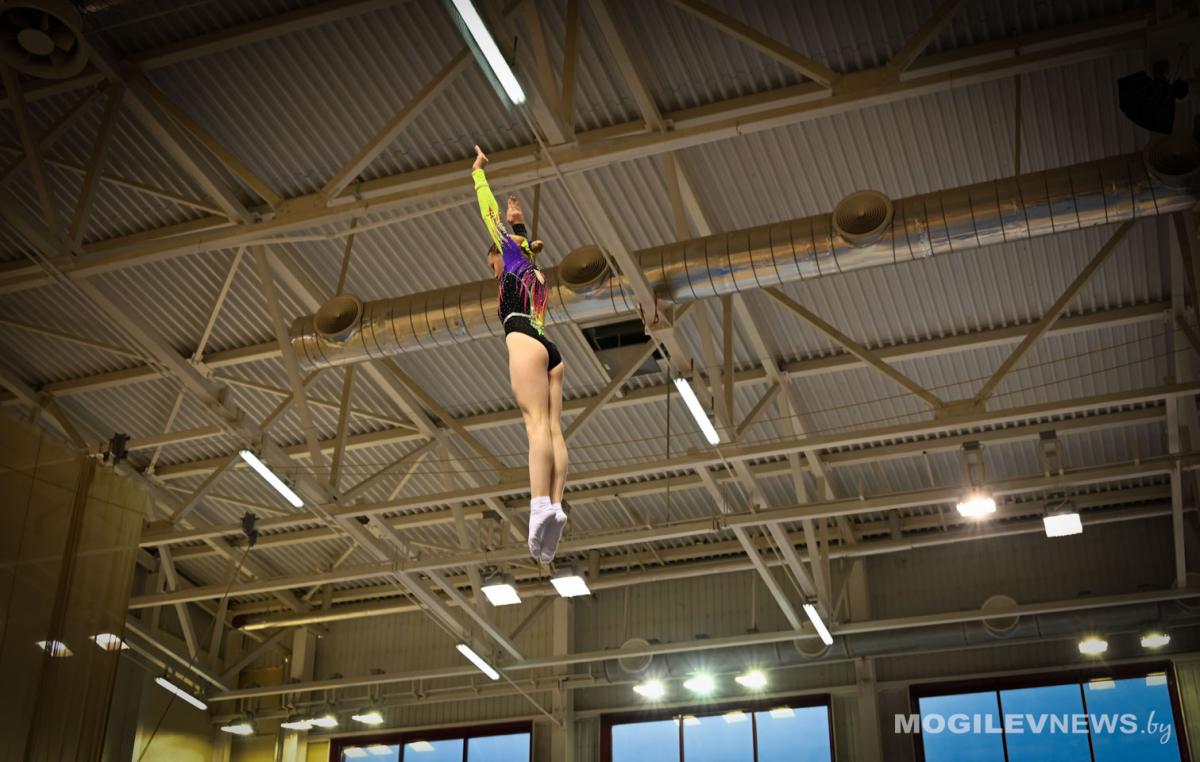 Международные соревнования по прыжкам на батуте проходят в Могилеве.Фото