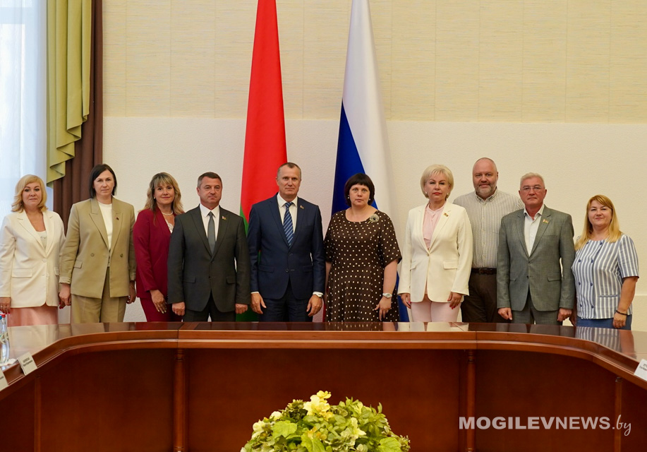 Заседание Комиссии Парламентского Собрания Беларуси и России по труду, социальной политике и здравоохранению прошло в Могилеве. Фото