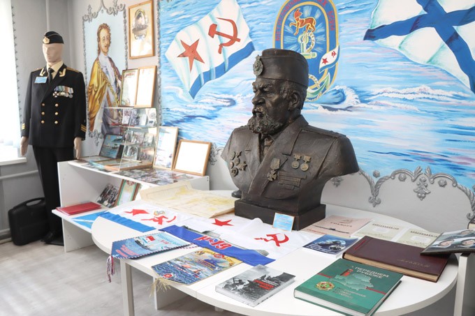 Музейная комната памяти и славы моряков-подводников  открылась в общежитии Мстиславского строительного колледжа
