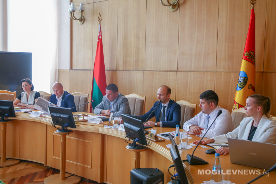 Семинар по вопросам повышения эффективности внешнеэкономической деятельности прошел в Могилеве. Фото