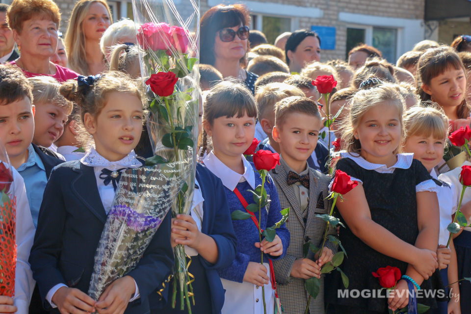 Более 1,4 тысячи медработников Могилевщины получили матпомощь на подготовку детей к учебному году