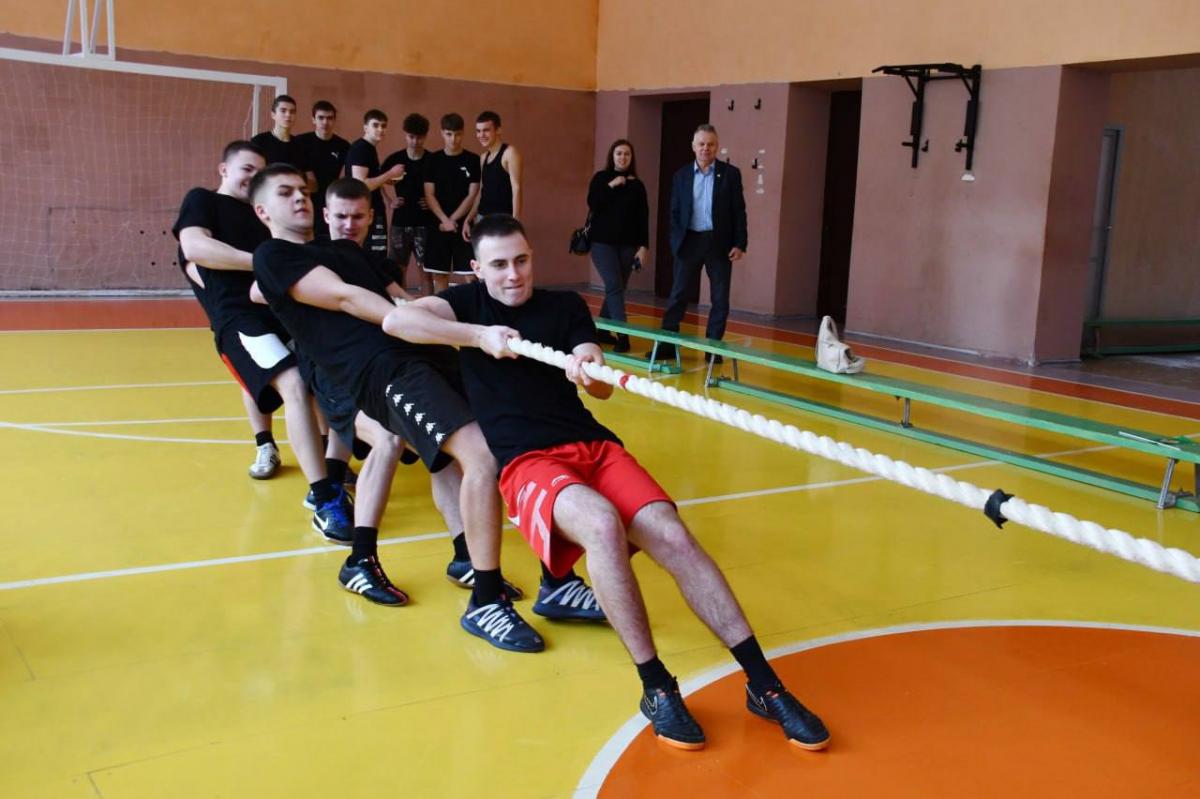 Традиционная спортландия УВД для школьников прошла в Могилеве