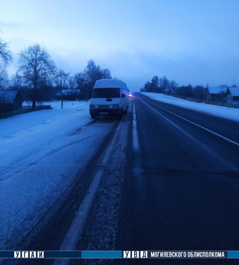 В Шкловском районе нетрезвый пешеход попал под машину